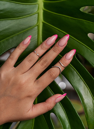 Acrylic Nails Multan(4)