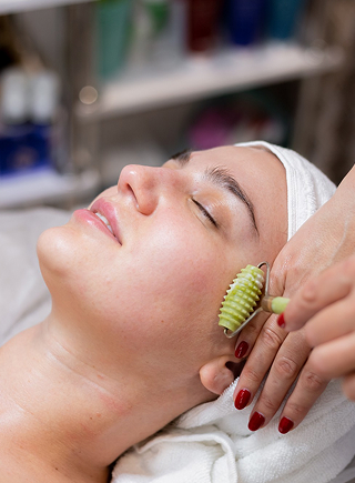 Why Choose Facial Treatments at Noor Kada(5)
